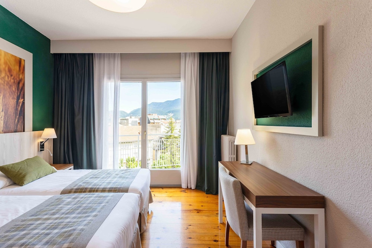 Bedroom 2, Gran Hotel de Jaca, Huesca
