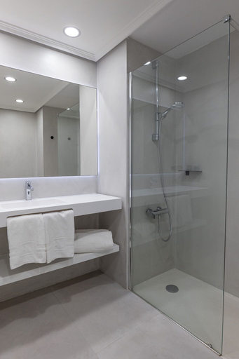 Bathroom 5, Eurostars Amara, Guipúzcoa