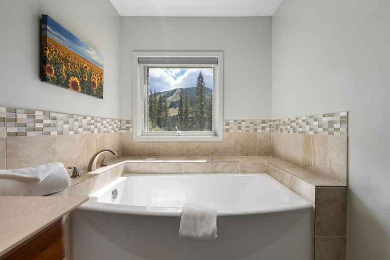 Bathroom 4, Riverside Retreat 2 Bedroom Condo, Grand