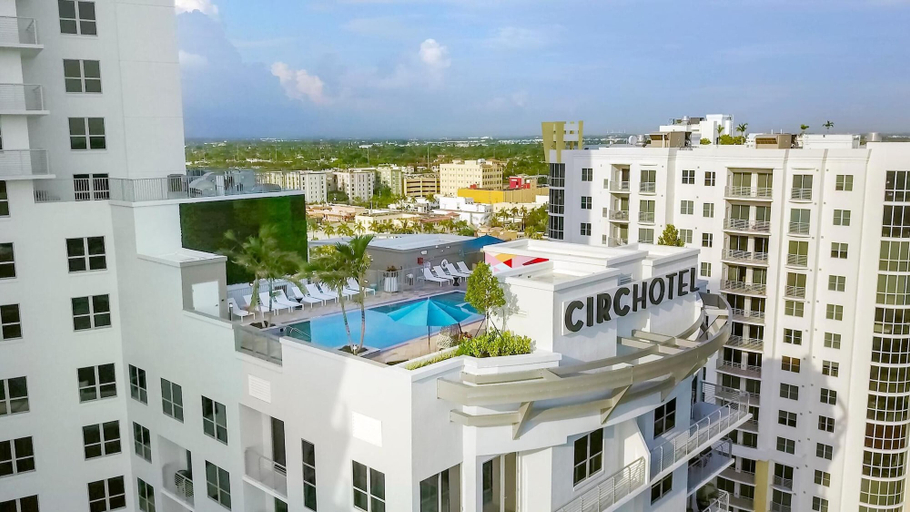 Exterior 1, CIRC Hotel By Hosteeva, Broward