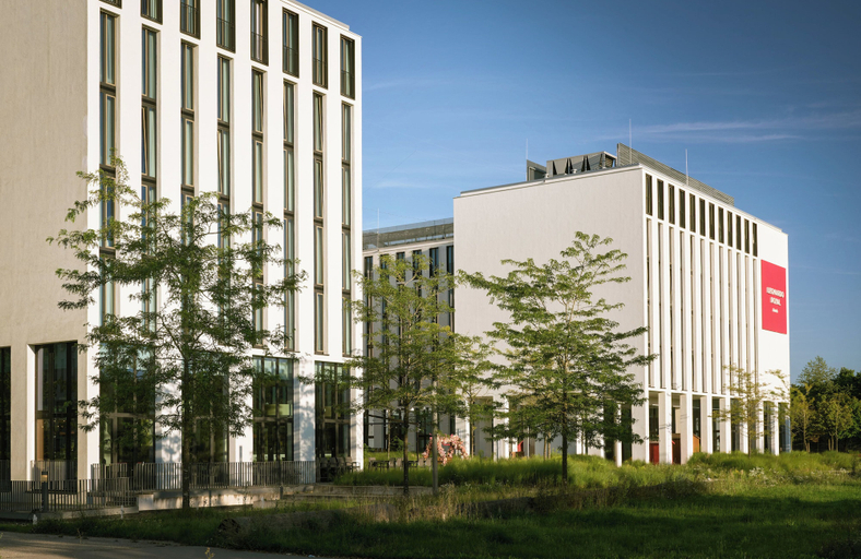 Exterior & Views 2, Leonardo Royal Hotel Munich, München