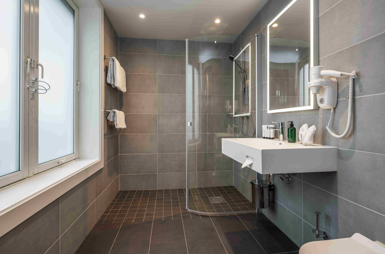 Bathroom 3, Thon Hotel Panorama, Oslo