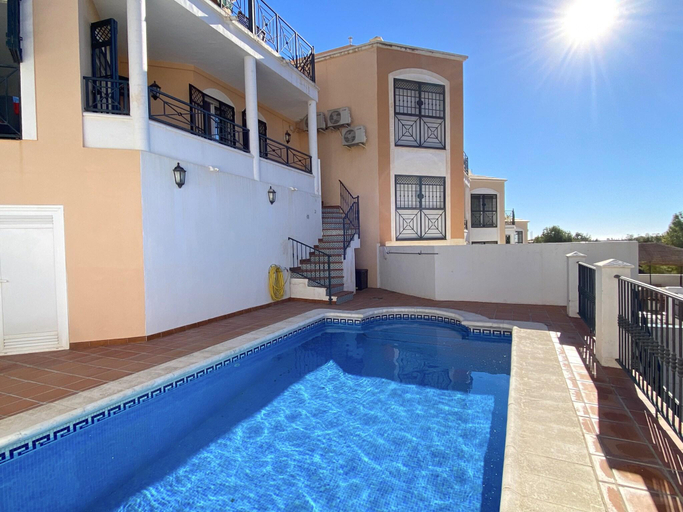 Sport & Beauty 4, Villa in Nerja with Private Pool Beach Access, Málaga