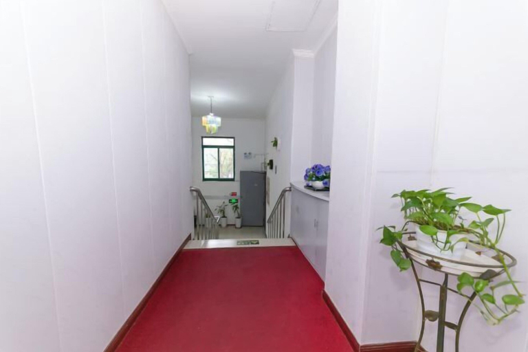 Others 5, Chunxin Hostel, Shanghai