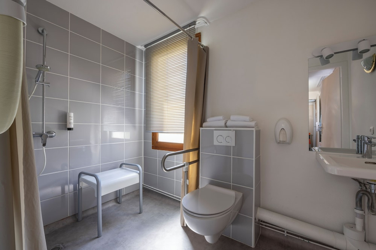 Bathroom 5, The Originals City, Hôtel Mâcon Sud, Saône-et-Loire