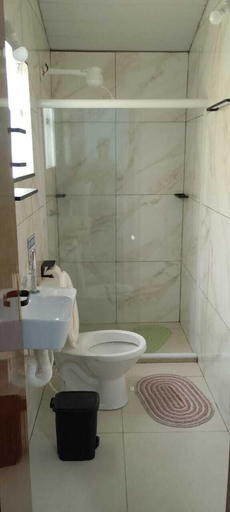 Bathroom 2, Flats dos Fernandes, Armação dos Búzios