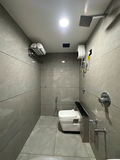 Bathroom 3, HOTEL GRAND SHIVA, Ahmadabad