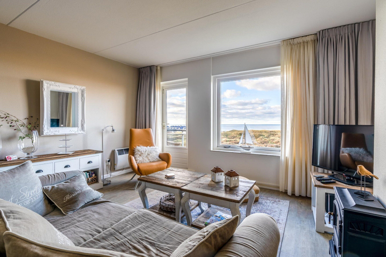Living room 3, 2 Person Apartment With sea View, Texel