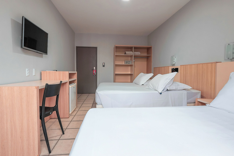 Bedroom 3, Sagres Praia Hotel, Balneário Arroio do Silva
