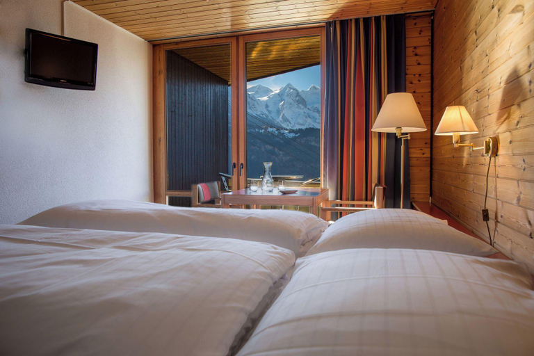 Bedroom 4, Hotel Panorama, Oberhasli