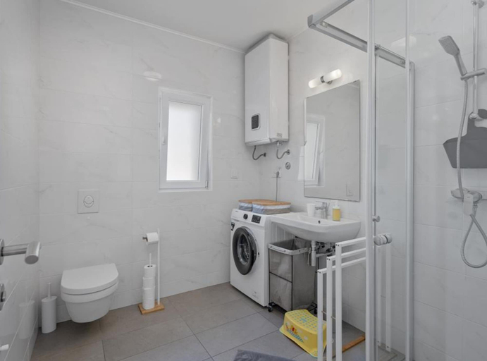 Bathroom 3, Apartments Villa Salvia Adriatica Grebaštica, Šibenik