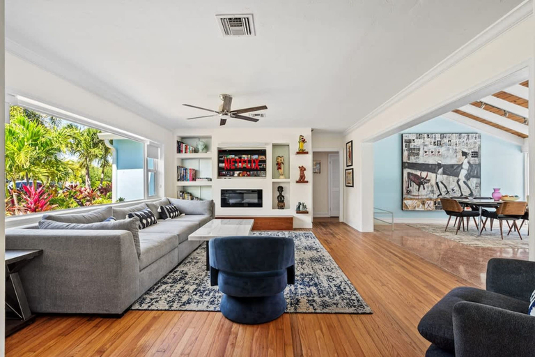 Room 5, Pool Spacious Backyard Delray Beach Home, Palm Beach