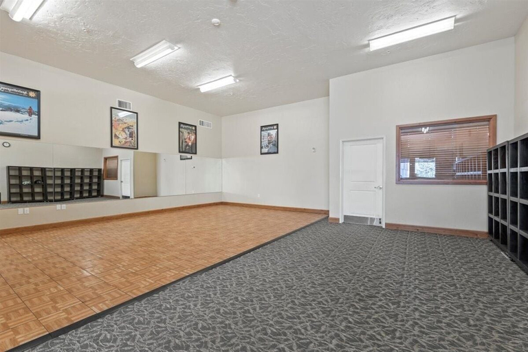 Interior 3, Villa 3021 2 Queens No Kitchen 1 Bedroom Villa, Wasatch