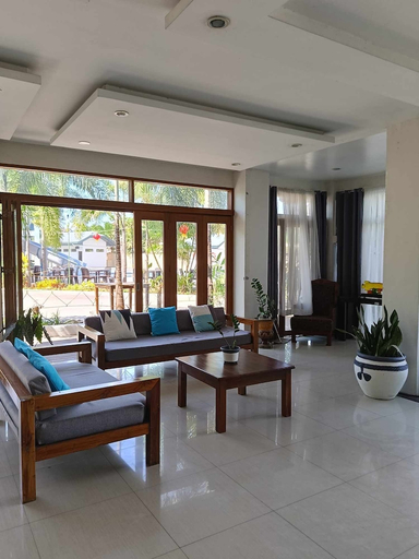 Public Area, Marand Family Resort, Bauang