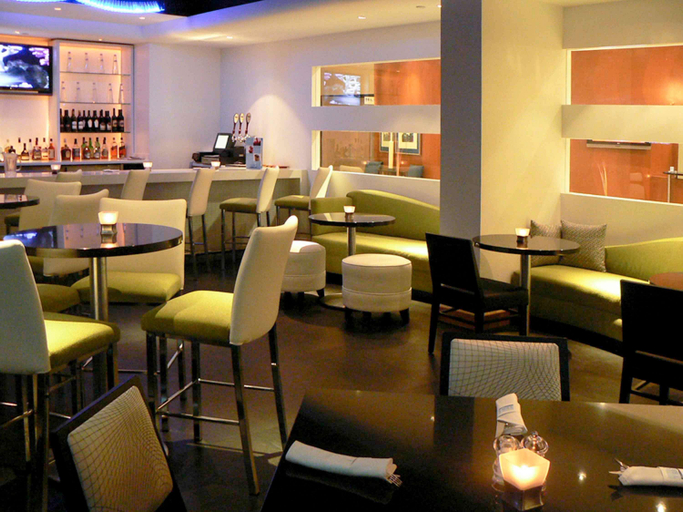Food & Drinks 5, Novotel Toronto North York, Toronto