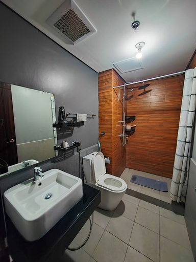 Bathroom, Luxurious Haven in the Sky, Pasay City