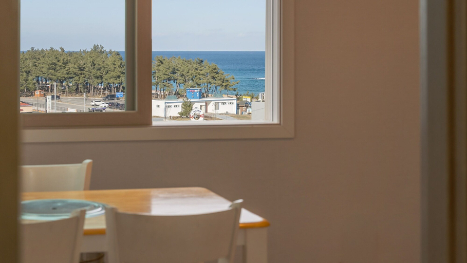 Food & Drinks, Sokcho Pensionbyeol, Sokcho