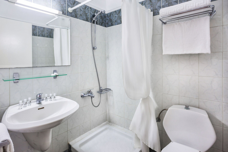 Bathroom 4, Palladium Hotel, Central Macedonia
