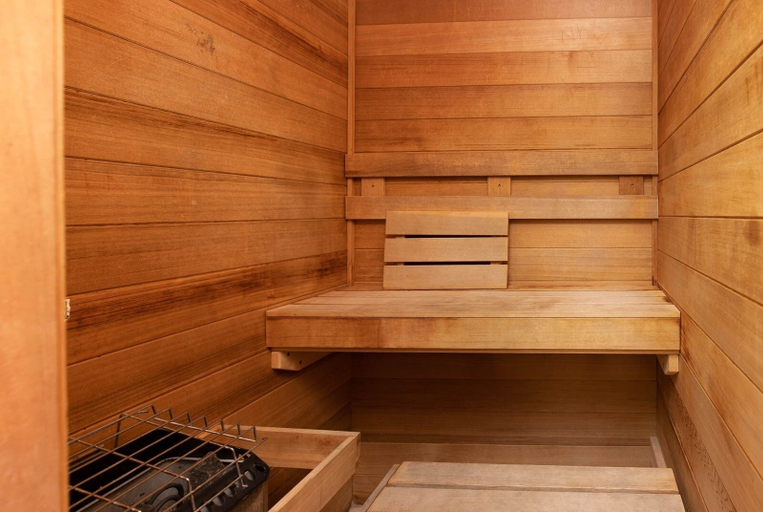 Sauna 2, Phoenix Iii 3062 1 Bedroom Condo, Baldwin