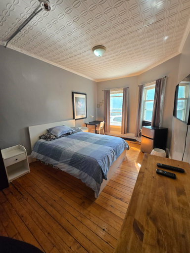 Room 4, Kevinsrentals Dot Com, Providence