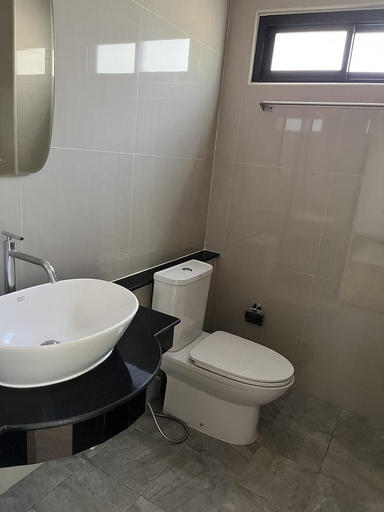 Bathroom 5, krabi lighthouse @ aonang, Mueang Krabi