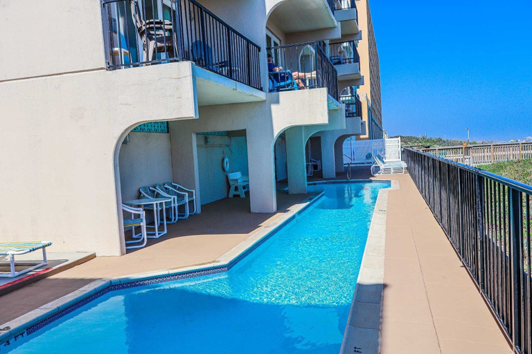 Pool 3, Florence I 307 Minium 1 Bedroom Condo by RedAwning, Cameron