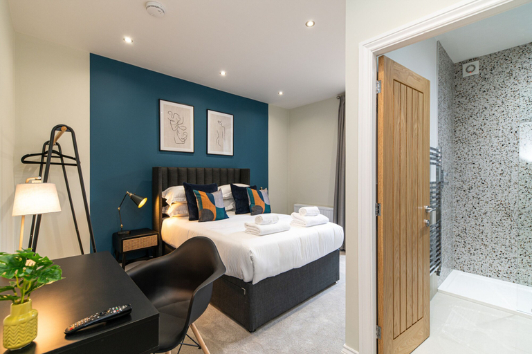 Room 2, Chelmsford Loft 8 in Newcastle Upon Tyne, Newcastle upon Tyne