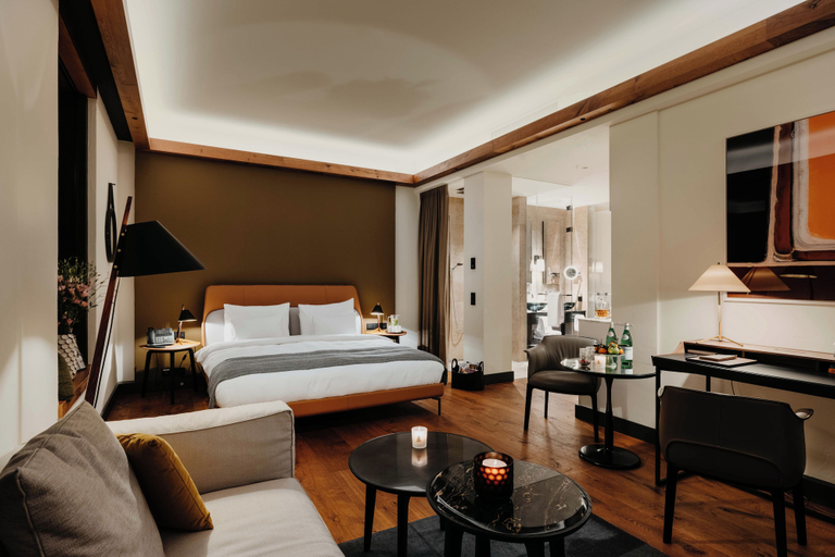 Bedroom 5, DO & CO Hotel München, München
