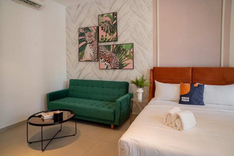 Others 4, Paxtonz Urban Luxe Walk to Mall! Free WiFi & Pool, Petaling Jaya