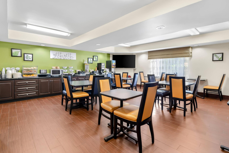 Food & Drinks 5, Sleep Inn & Suites Princeton I-77, Mercer