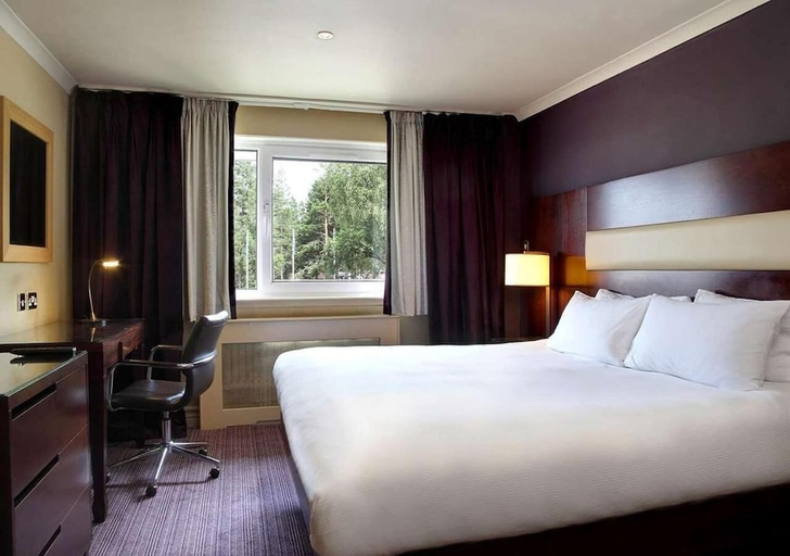 Bedroom 3, Coylumbridge Resort Hotel, Highland