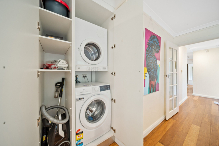 Interior 5, Comfortable 3-bed Haven Near Canberra Attractions, Canberra