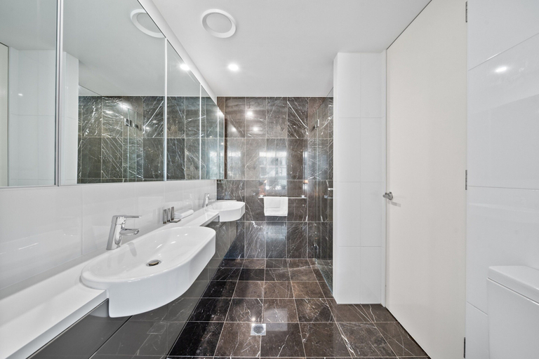 Bathroom 3, Stylish 1-bed Retreat Steps From Foreshore, Canberra