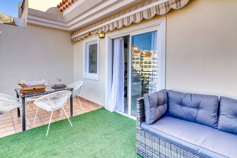 Room 2, Two-floor Penthouse w Complex Pool Outdoor Terrace, Santa Cruz de Tenerife