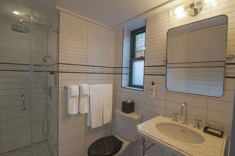 Bathroom 5, The Evelyn Hotel, New York