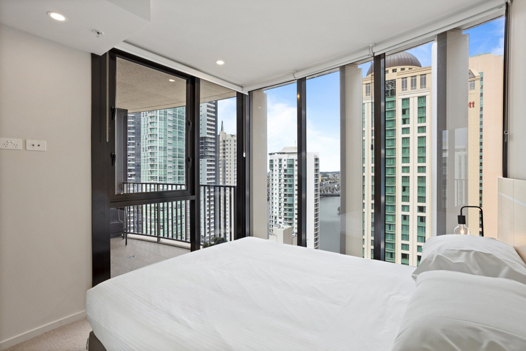 Bedroom 3, Cosy 1-bed With River Views, Pool, Gym & BBQ, Brisbane