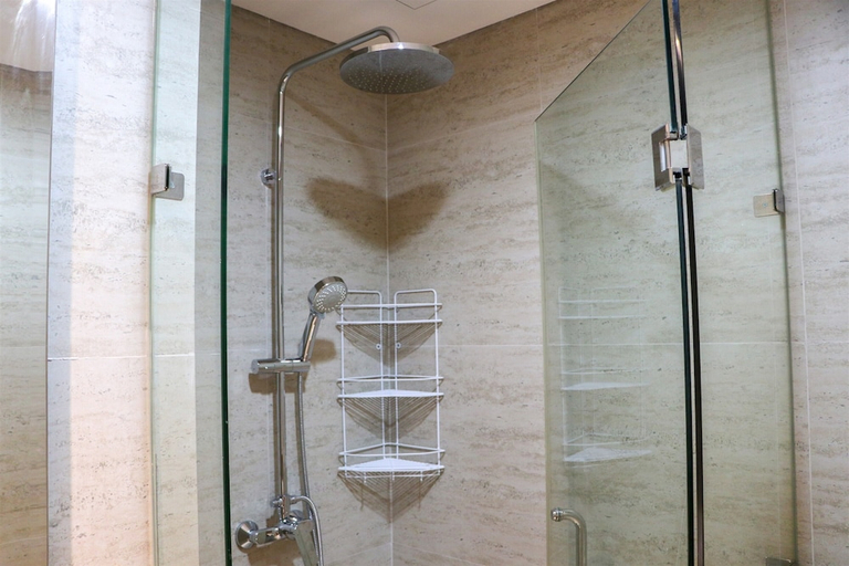 Bathroom 5, Nice And Relaxing 1Br At Gold Coast Apartment, Jakarta Utara