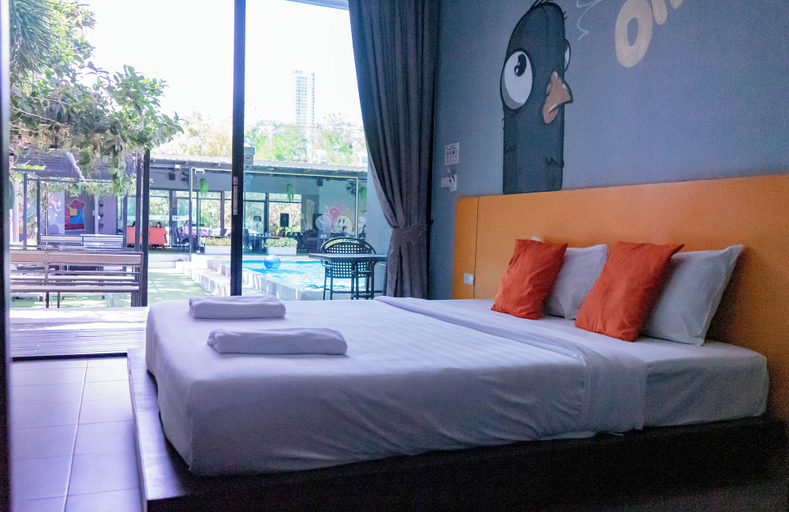 Bedroom 4, S Club & Hotel, Pattaya