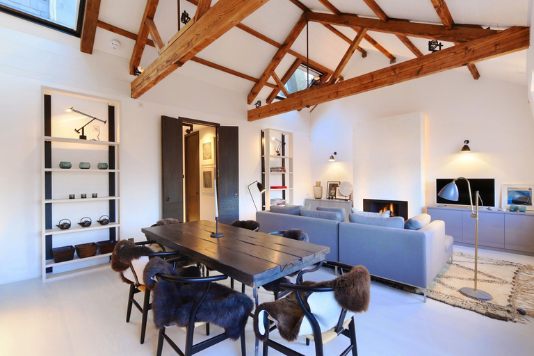 Living area 2, Super Premium - Cadogan Square 3 Bedroom Apartment, London