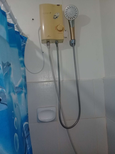 Bathroom 4, ANGEL ROOM HOMESTAY AT KASSEL RESIDENCES, Parañaque