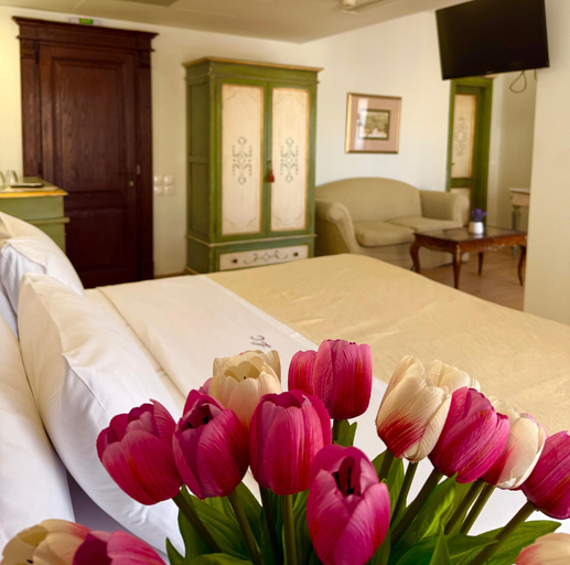 Bedroom 2, Great Greece Le Convivial Suites, Peloponnese