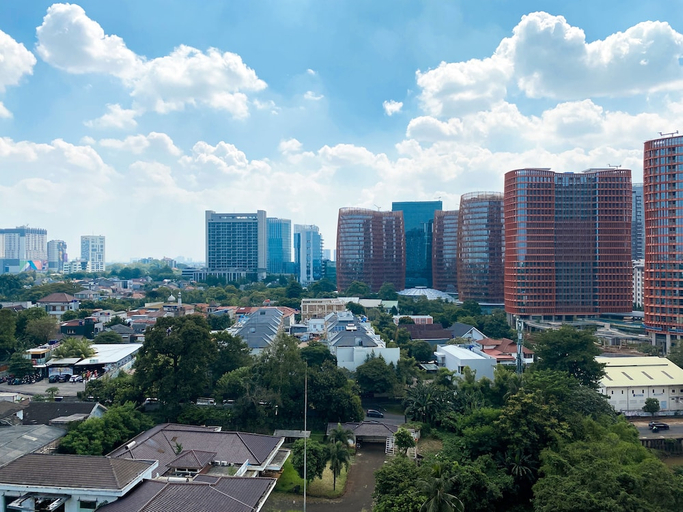 Exterior & Views, Comfort 2Br At Bona Vista Apartment, South Jakarta