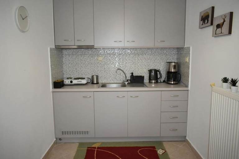 Room 4, Avli Guesthouse, Thessaly
