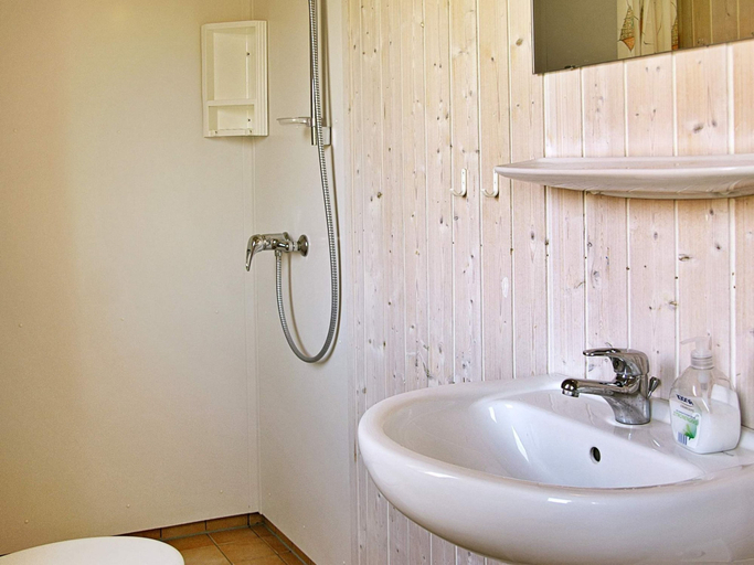 Bathroom 3, Holiday Home in Otterndorf, Cuxhaven