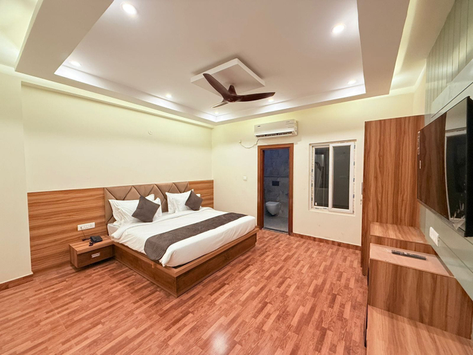 Room 4, The Prominence Hotel Greater Noida, Gautam Buddha Nagar