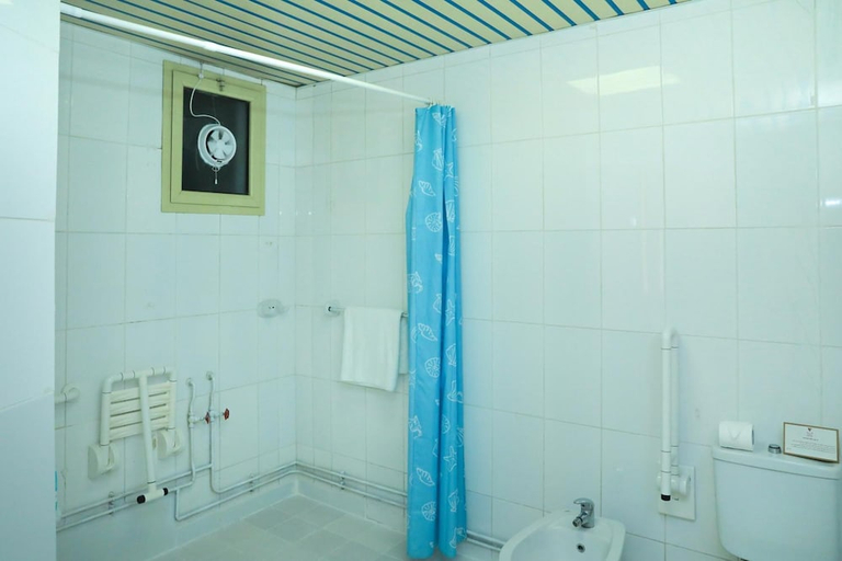 Bathroom 4, La Villa, Doha