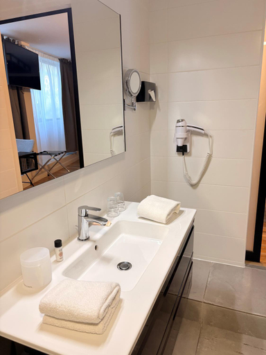 Bathroom 4, Hotel La Fabrique, Charente-Maritime