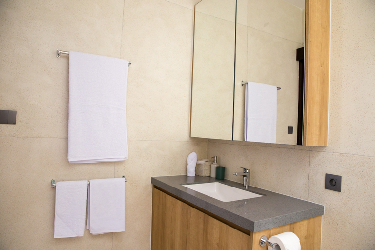 Bathroom 5, Villa Kumala Sari, Badung