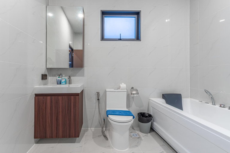Bathroom 4, Southern Peak Pool Villa @ Huay Yai Pattaya, Pattaya