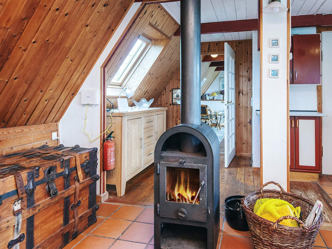 Others 2, 4 Person Holiday Home in Romo, Tønder